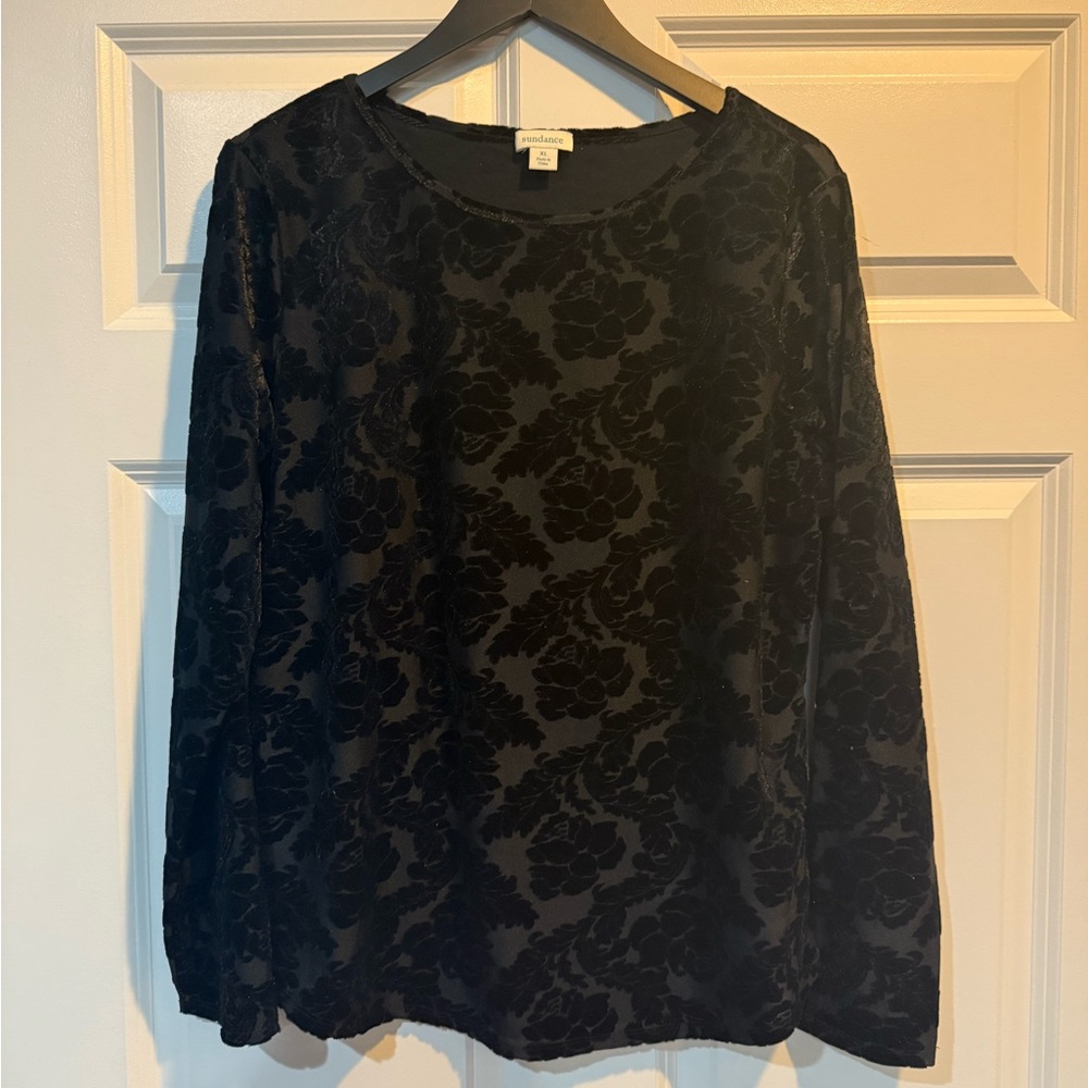 Sundance Black Velvet Floral Top Size XL